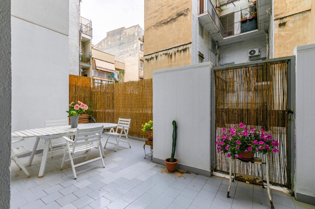 Villa Malfitano And Lolli Station Apt With Terrace Palermo Luaran gambar